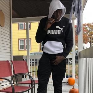 Meet your Posher, Quandell